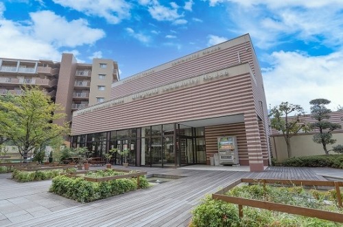 apartment 大阪府豊中市新千里東町１丁目4-1 阪急千里中央ビル10F