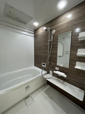 apartment 大阪府豊中市新千里東町１丁目4-1 阪急千里中央ビル10F
