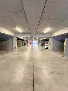 apartment 大阪府豊中市新千里東町１丁目4-1 阪急千里中央ビル10F