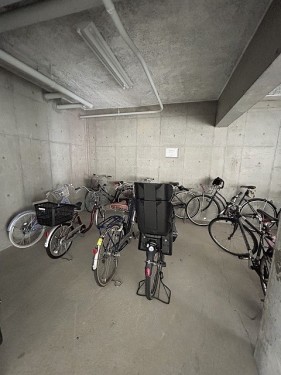 apartment 大阪府豊中市新千里東町１丁目4-1 阪急千里中央ビル10F