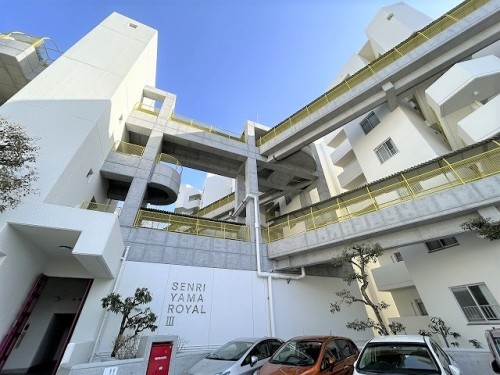 apartment 大阪府豊中市新千里東町１丁目4-1 阪急千里中央ビル10F