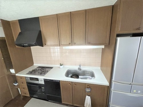 apartment 大阪府豊中市新千里東町１丁目4-1 阪急千里中央ビル10F