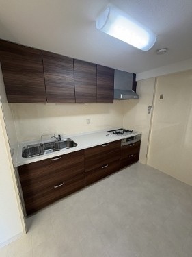 apartment 大阪府豊中市新千里東町１丁目4-1 阪急千里中央ビル10F