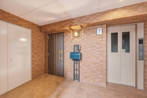 apartment 大阪府豊中市新千里東町１丁目4-1 阪急千里中央ビル10F