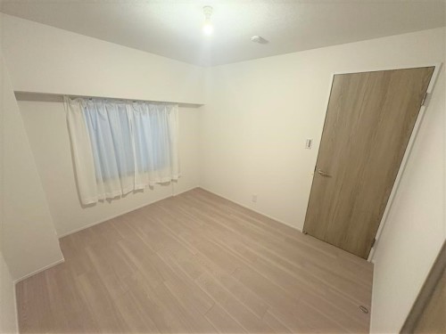 apartment 大阪府豊中市新千里東町１丁目4-1 阪急千里中央ビル10F