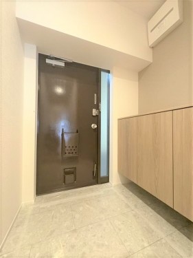 apartment 大阪府豊中市新千里東町１丁目4-1 阪急千里中央ビル10F