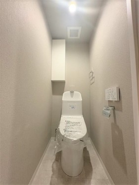 apartment 大阪府豊中市新千里東町１丁目4-1 阪急千里中央ビル10F