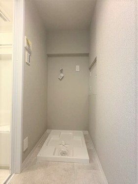 apartment 大阪府豊中市新千里東町１丁目4-1 阪急千里中央ビル10F
