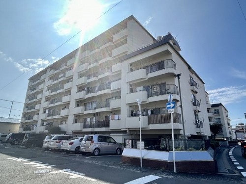 apartment 大阪府豊中市新千里東町１丁目4-1 阪急千里中央ビル10F