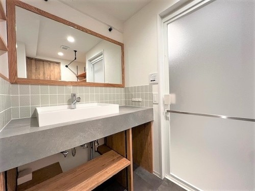 apartment 埼玉県川口市栄町３丁目1-14 川口三栄ビル2F