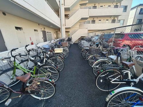 apartment 埼玉県川口市栄町３丁目1-14 川口三栄ビル2F