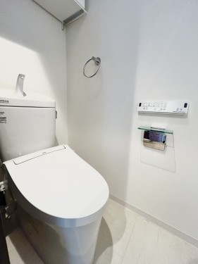 apartment 埼玉県川口市栄町３丁目1-14 川口三栄ビル2F