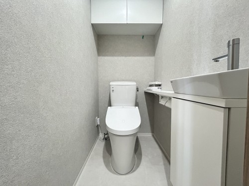 apartment 兵庫県西宮市甲風園１丁目10-4 岩崎ビル1.2階