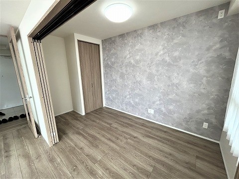 apartment 兵庫県西宮市甲風園１丁目10-4 岩崎ビル1.2階