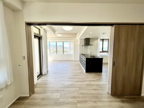 apartment 兵庫県西宮市甲風園１丁目10-4 岩崎ビル1.2階