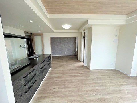 apartment 兵庫県西宮市甲風園１丁目10-4 岩崎ビル1.2階