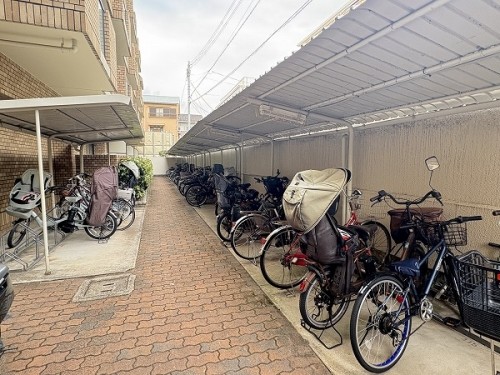 apartment 兵庫県西宮市甲風園１丁目10-4 岩崎ビル1.2階