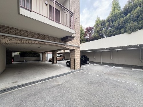 apartment 兵庫県西宮市甲風園１丁目10-4 岩崎ビル1.2階