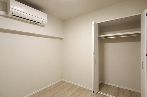 apartment 兵庫県西宮市甲風園１丁目10-4 岩崎ビル1.2階