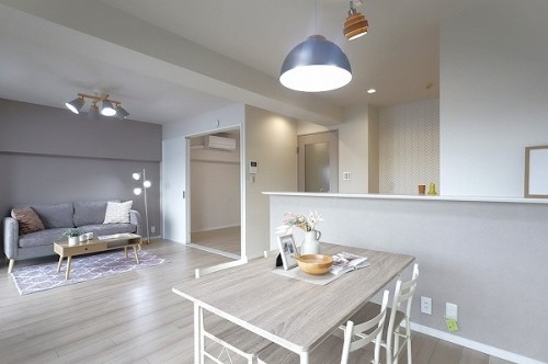 apartment 兵庫県西宮市甲風園１丁目10-4 岩崎ビル1.2階