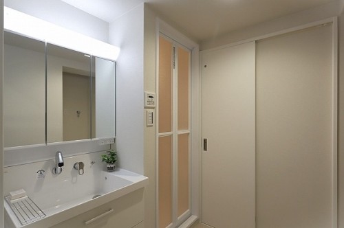 apartment 兵庫県西宮市甲風園１丁目10-4 岩崎ビル1.2階