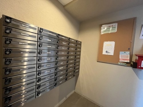 apartment 京都府京都市中京区七観音町626 烏丸小泉ビル1F