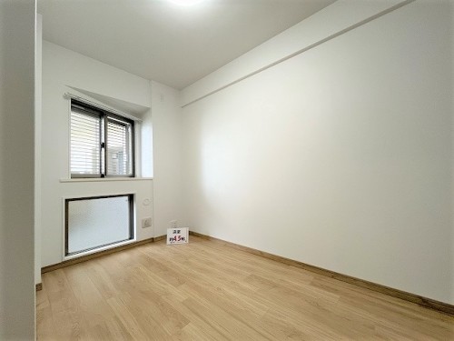apartment 京都府京都市中京区七観音町626 烏丸小泉ビル1F