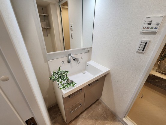 apartment 愛知県小牧市堀の内３丁目
地図を見る