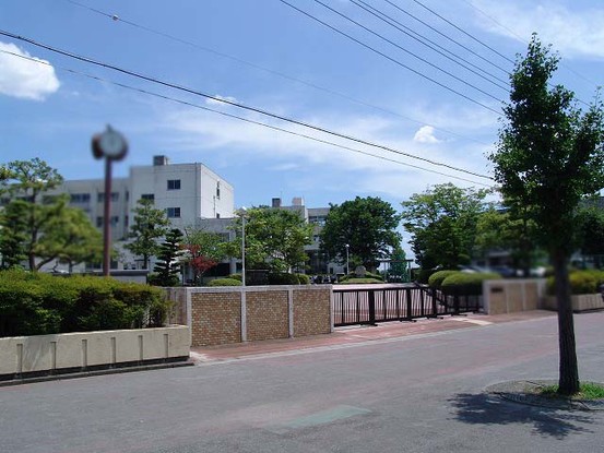 apartment 愛知県小牧市古雅１丁目
地図を見る
