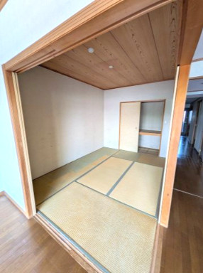 apartment 愛知県小牧市大字舟津
地図を見る