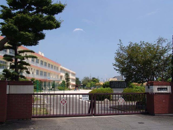 apartment 愛知県小牧市大字舟津
地図を見る
