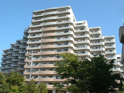apartment 愛知県小牧市城山３丁目
地図を見る