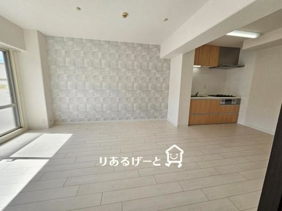 apartment 大阪府東大阪市東石切町６丁目
地図を見る