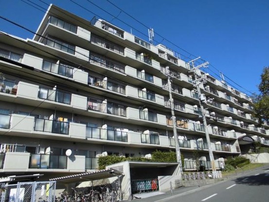 apartment 大阪府東大阪市東石切町６丁目
地図を見る