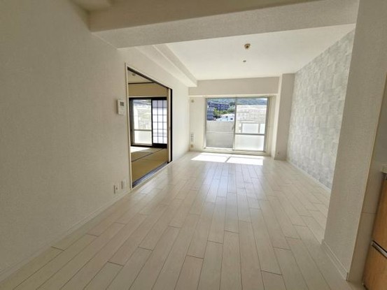 apartment 大阪府東大阪市東石切町６丁目
地図を見る