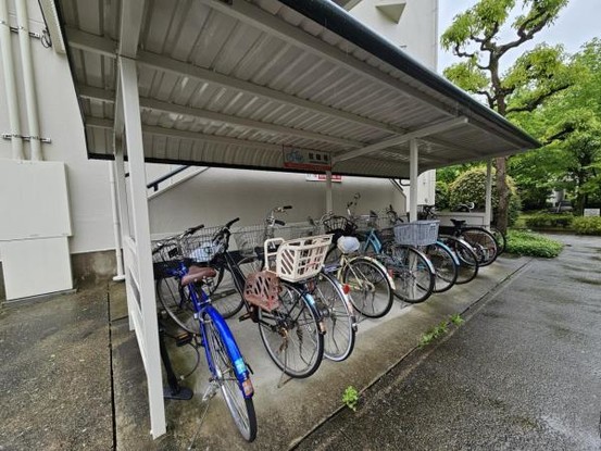 apartment 大阪府大東市川中新町
地図を見る