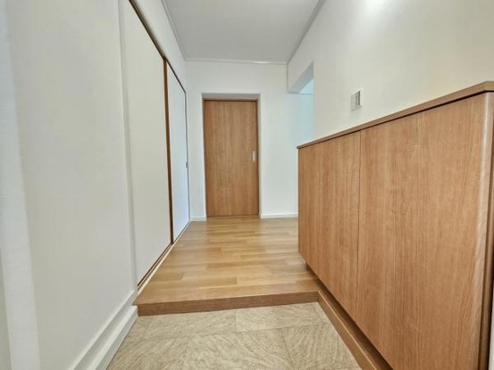 apartment 大阪府大東市川中新町
地図を見る