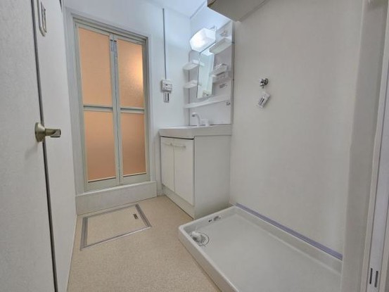 apartment 大阪府大東市川中新町
地図を見る