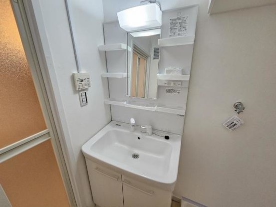 apartment 大阪府大東市川中新町
地図を見る
