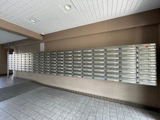 apartment 大阪府大東市氷野３丁目
地図を見る