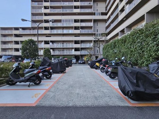 apartment 大阪府門真市大橋町
地図を見る