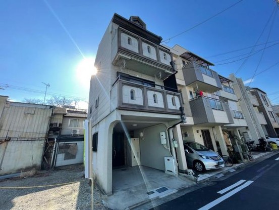 detached 大阪府守口市文園町
地図を見る