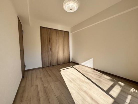 apartment 大阪府吹田市新芦屋上
地図を見る