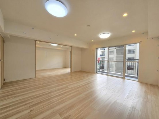 apartment 大阪府大東市川中新町
地図を見る