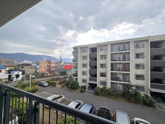 apartment 大阪府大東市川中新町
地図を見る