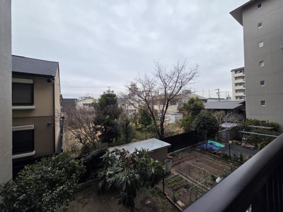 apartment 大阪府摂津市昭和園
地図を見る