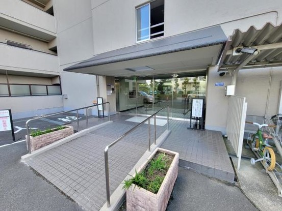apartment 大阪府摂津市昭和園
地図を見る