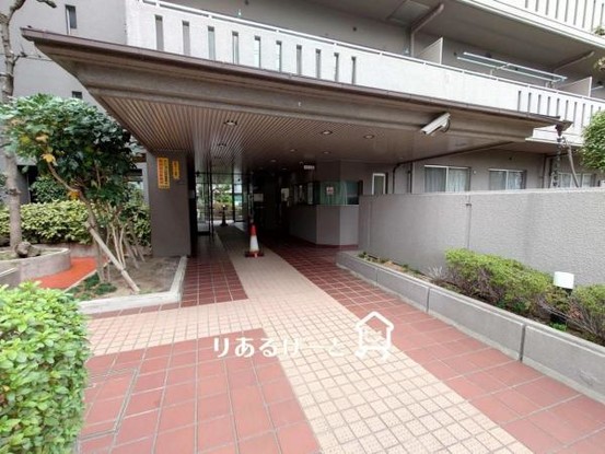 apartment 大阪府門真市大橋町
地図を見る