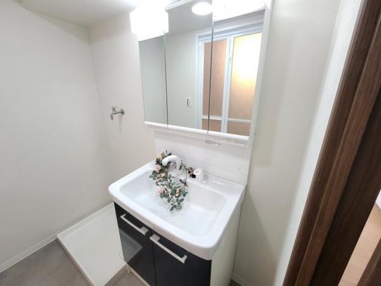 apartment 大阪府門真市大橋町
地図を見る