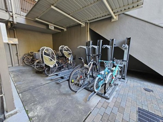 apartment 大阪府吹田市千里丘中
地図を見る